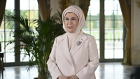 Emine Erdoğan, TDT Zirvesi’ndeki resmi yemekte kardeşlik ve dayanışmayı vurguladı