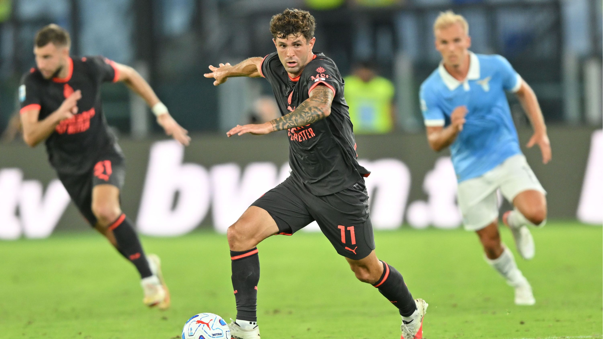 Milan, Christian Pulisic'in sözleşmesini uzattı