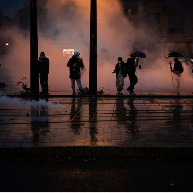 Paris'te kısmi sokağa çıkma yasağı kararı