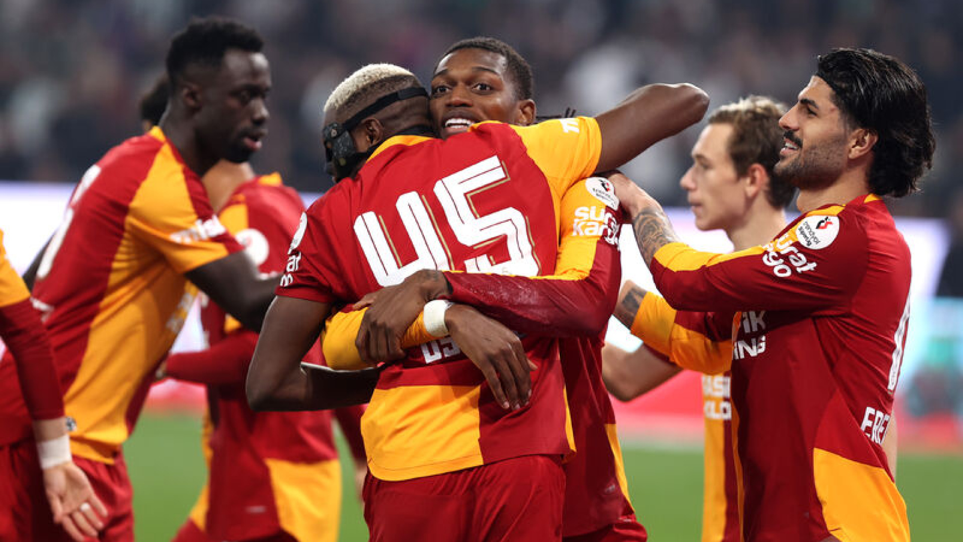 Rafael Leao, Galatasaray formasında ilk golünü attı