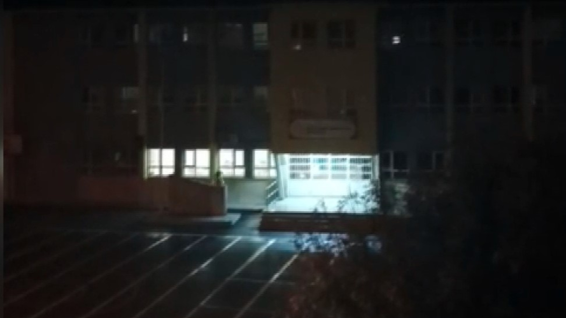 Gece yarısı korkutan sesler! 3 okuldan birden.