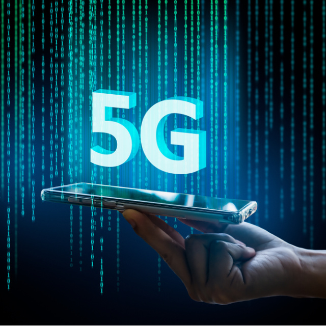 İki GSM şirketine 8 milyona yakın ceza