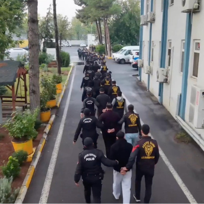 Fuhuş ağında 977 milyonluk trafik