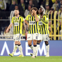 Fenerbahçe üstünlüğünü koruyamıyor!