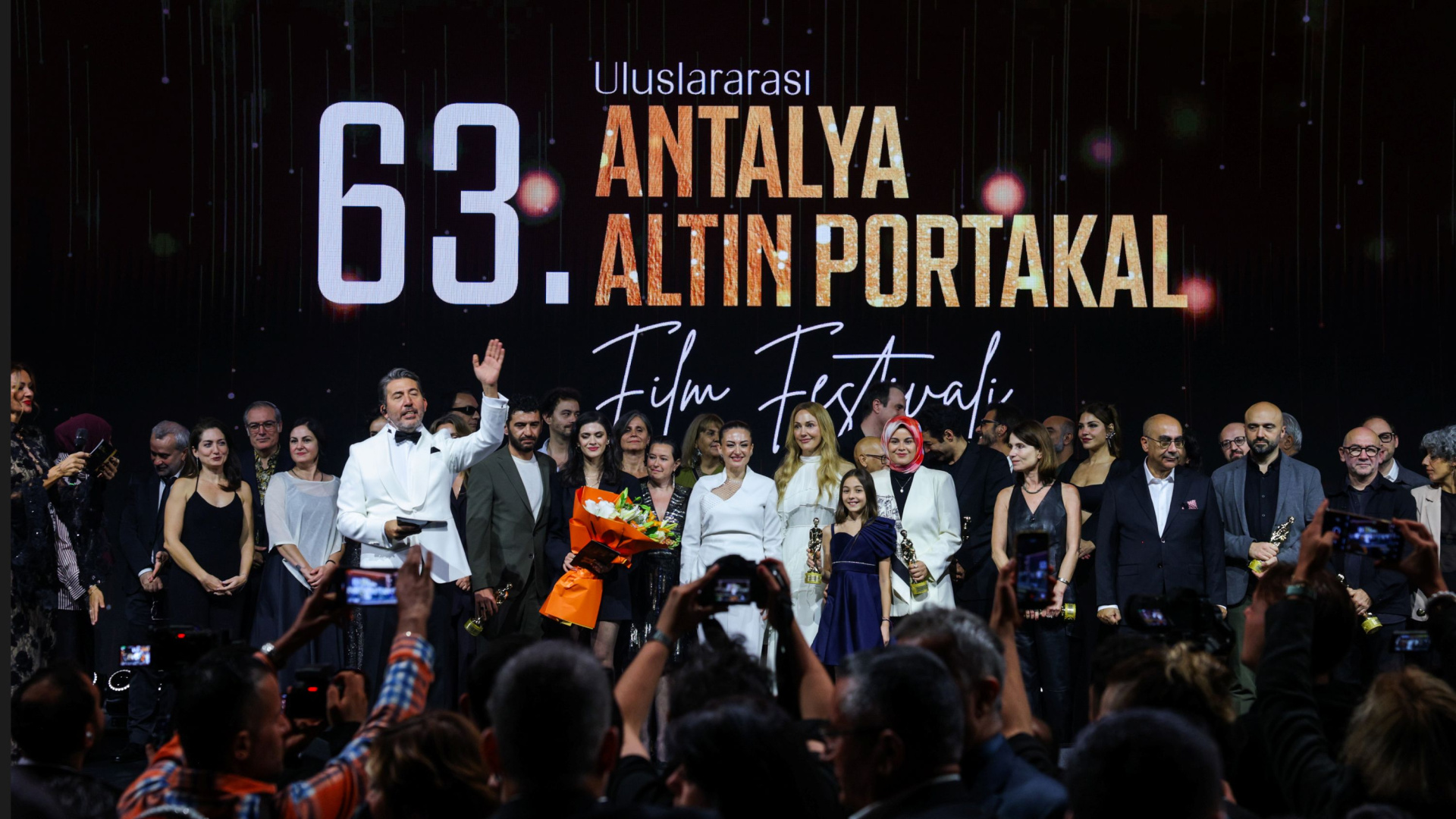 Altın Portakal 'Taş ve Tüy'e