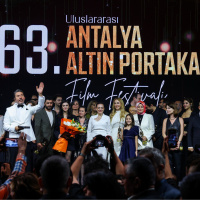Altın Portakal 'Taş ve Tüy'e