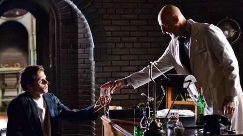 Tımarhane: Elbise Askısı