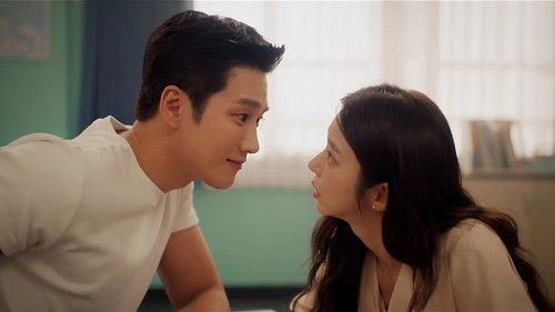 Senin Amcan... O Adam Mı?