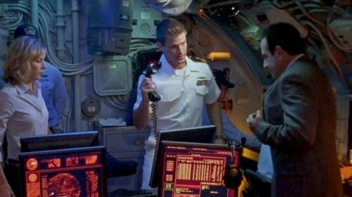 Bay Monk Su Altında