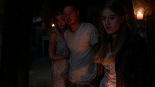 Kaya ve Sert Bir Yer