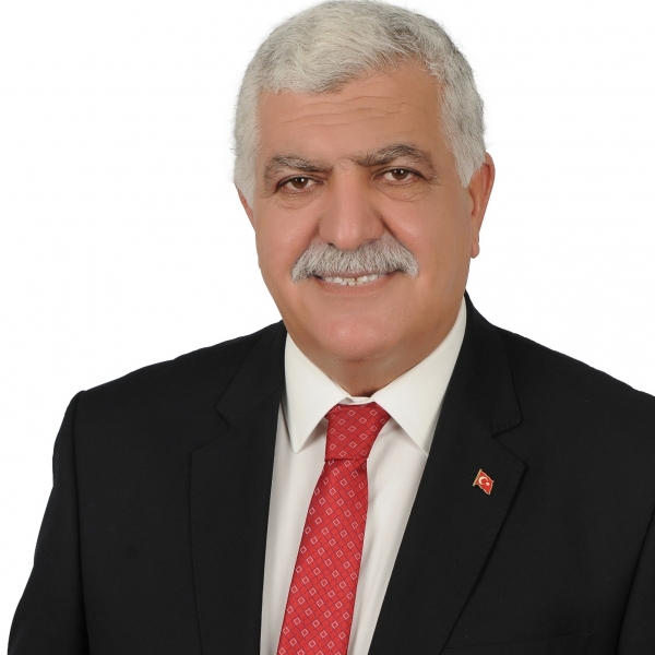 İsmet Tokdemir 