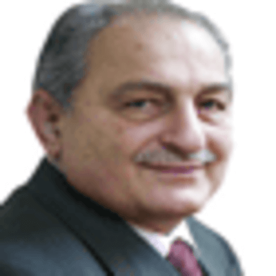 Prof. Dr. Bayraktar Bayraklı