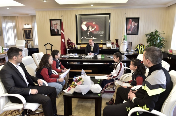 Akgun Mobilya Mobilya Satis Magazasi Alisveris Ve Perakende Buca Izmir