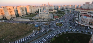 Başakşehir'de 20 bin vatandaşı buluşturan iftar