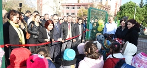 İstanbul Üniversitesi Avcılar Yerleşkesi  çocuk parkına kavuştu