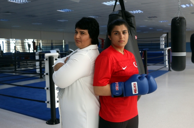 Tekvandocu Annenin Boksor Kizi Olimpiyati Hedefliyor Dunya Sampiyonu Busenaz Surmeneli Den Anneler Gunu Nde Madalya Sozu Trabzon Haberleri