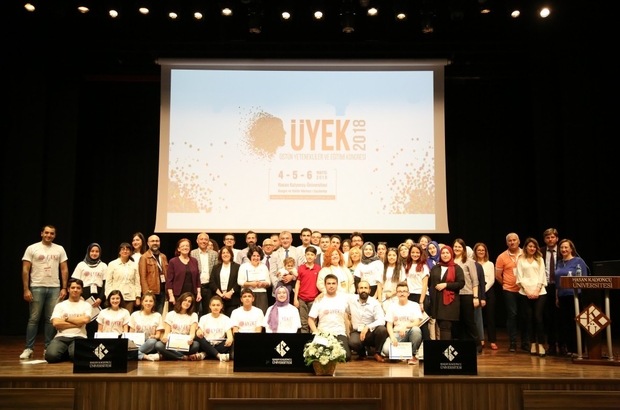 Ãstün Yetenekliler için Ãok Yönlü EÄitim Kongresi