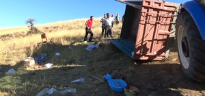 Piknik yolunda traktör devrildi: 25 yaralı