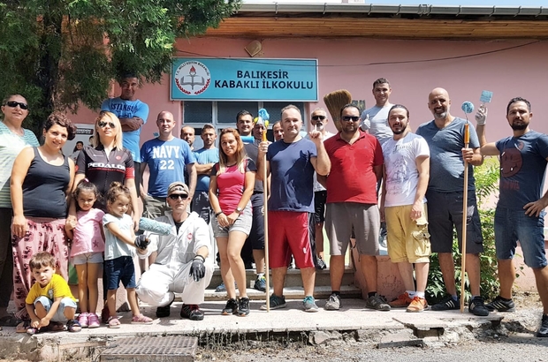 Bisiklet sevdalıları okul boyadı