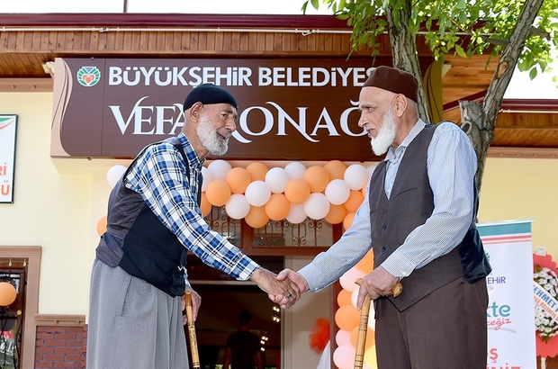 Malatya Haberleri: Vefa Konağına yaşlılardan ilgi Malatya Haberleri: Vefa Konağına yaşlılardan ilgi