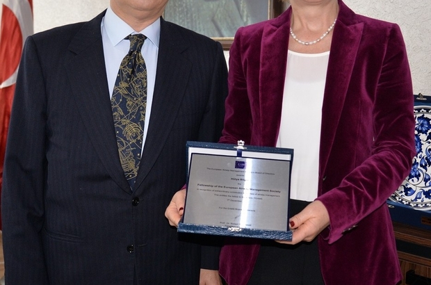 Prof Dr Bilgin E Avrupa Havayolu Yonetimi Dernegi Nden Diploma Bursa Haberleri