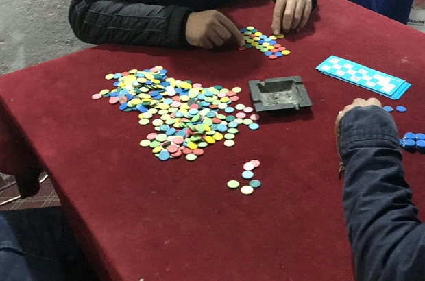 Vanda operasyon: 17 kişi tombala oynarken suçüstü yakalandı 64