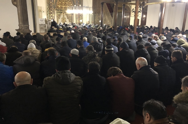 Yeni Yilin Ilk Sabah Namazinda Ulu Cami Doldu Tasti Bursa Haberleri