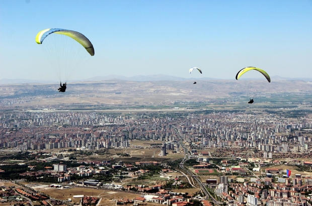 kayseri de yamac parasutu soleni xc turkiye ali dagi yamac parasutu sampiyonasi start aldi kayseri haberleri