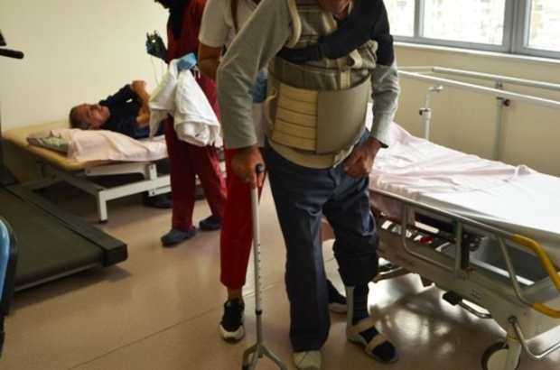 Felcli Hasta 6 Ayda Yurumeye Basladi Canakkale Haberleri