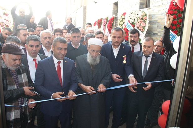 ŞEGAFED Ege Bölge Temsilciliği açıldı
ŞEGAFED açılışına şehit yakınları Halisdemir ve Safitürk konuk oldu
