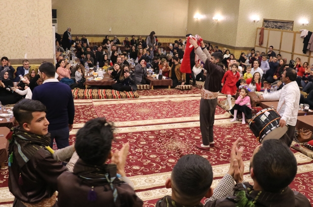 Sanliurfa Da Davullu Zurnali Yilbasi Kutlamasi Sanliurfa Haberleri