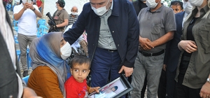 İçişleri Bakanı Soylu’dan şehit işçilerin ailelerine taziye ziyareti