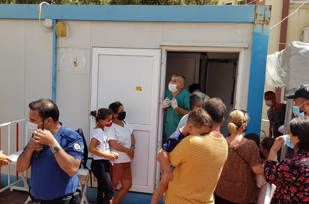 Antalya Da Korona Virus Testi Kuyrugu Tepkisi I Slemleri Geciken Vatandaslar Hem Birbirleriyle Hemde Gorevlilerle Tartisti Antalya Haberleri