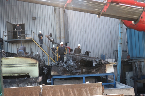 Gerede Osb De Metal Fabrikasinin Sogutma Kuleleri Yandi Su Sogutma Kuleleri Yanan Metal Fabrikasi Uretime Ara Verdi Bolu Haberleri