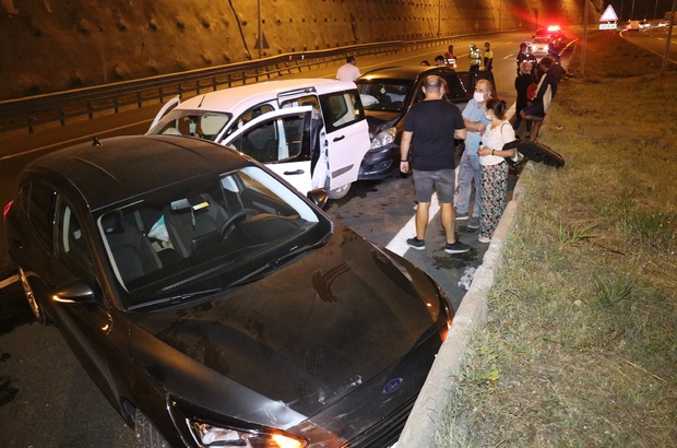 Tem Otoyolu Bolu Dagi I Stanbul Yonu Trafige Acildi Kaza Nedeniyle Yarim Saat Trafige Kapatilan Tem In Bolu Gecisinde Trafik Normale Dondu Bolu Haberleri