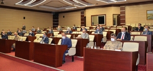 Vali Memiş: "Yoğun bakımda yatan hasta sayımız yatak sayısının 5 'te 1'i ka...