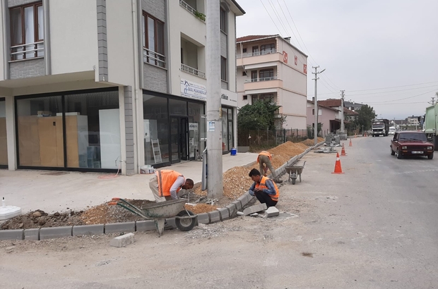 Duzce De Kaldirimsiz Cadde Sokak Kalmayacak Eksik Olan Noktalara Kaldirim Yapiliyor Duzce Haberleri