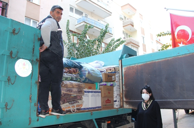 manisalilar i zmir icin seferber oldu sehzadeler kaymakamligi onculugunde sosyal yardimlasma ve dayanisma vakfi tarafindan baslatilan battaniye ve gida kolisi yardimi manisalilardan buyuk ilgi gordu toplanan yardimlarin ilki bugun i zmir de