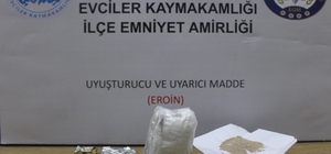 Uyuşturucu operasyonunda 3 kişi gözaltına alındı
