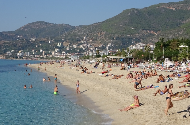 Rusya'nın uçuş kısıtlaması Antalya'da turizmi durma noktasına getirdi
POYD Yönetim Kurulu Başkanı Ülkay Atmaca:
“Mayıs ayı sonuna kadar Türkiye'de turizm olmayacak”