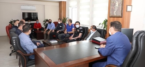 Vali Arslantaş, bulunan Kerim Can'ın ailesinin mutluluğunu paylaştı