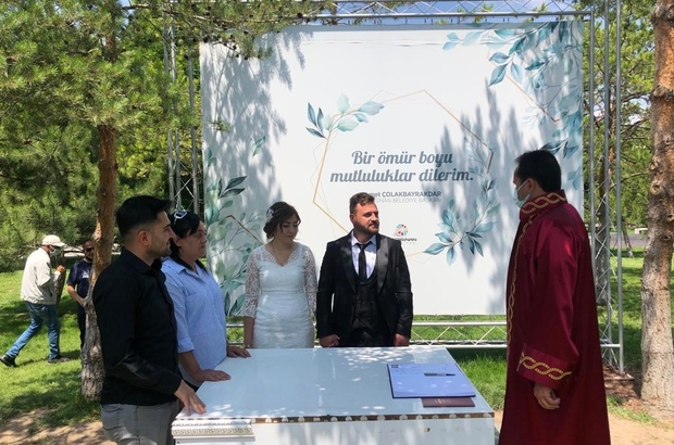 normallesme ile birlikte nikah sayilari artti kocasinan belediyesi nikah memuru alper candiroglu gunluk 25 30 nikah kiyiyoruz kayseri haberleri