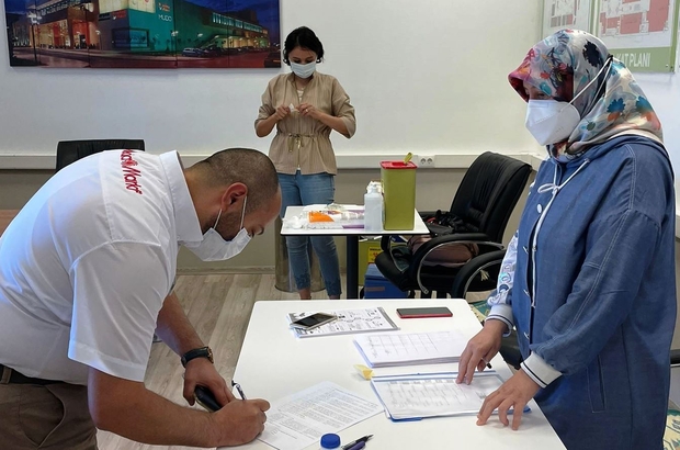 Malatya Park Avm Calisanlari Asilandi Malatya Haberleri Malatya Park Avm Calisanlari Asilandi Malatya Haberleri