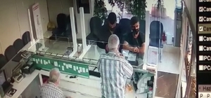 Yozgat'ta kuyumcu soygunu güvenlik kamerasına yansıdı