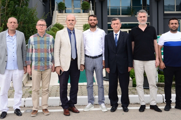 Eski Belediye Başkanı Recep Altepe, Bursaspor Kulübü’nü ziyaret etti