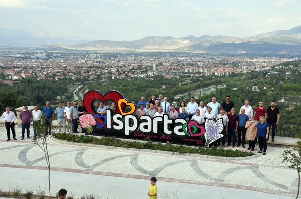 Isparta'da muhtarlara şehrin yeni terası kirazlıdere tanıtıldı - Isparta  Haberleri