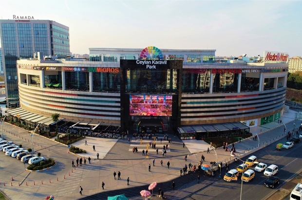 Ceylan Karavil Park Avm Muduru Toydemir Den Sektorel Degerlendirme Toydemir Alisveris Merkezleri Yasamin Merkezinde Olmaya Devam Edecek Diyarbakir Haberleri