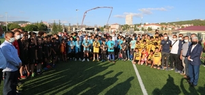 Yozgat'ta minikler futbol şenliğinde bir araya geldi