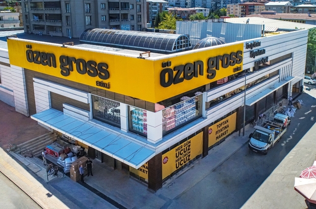 Bursa'nın en büyük gross marketi açıldı bursa'nın en ucuz özen gross  marketi erikli'de hizmete girdi 'her gün ucuz her ürün ucuz' sloganına  rağmen açılışa vatandaşlar yoğun ilgi gösterdi - Bursa Haberleri