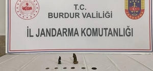 Burdur'da Roma dönemine ait sikke ve insan figürlü heykel ele geçirildi